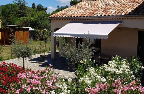 Vallon-Pont-d'Arc Cottage | VERY NICE GITE 4 PEOPLE CENTER VALLON PONT D'ARC