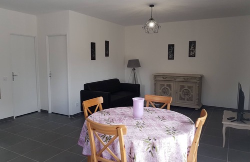 Vallon-Pont-d'Arc Cottage | VERY NICE GITE 4 PEOPLE CENTER VALLON PONT D'ARC