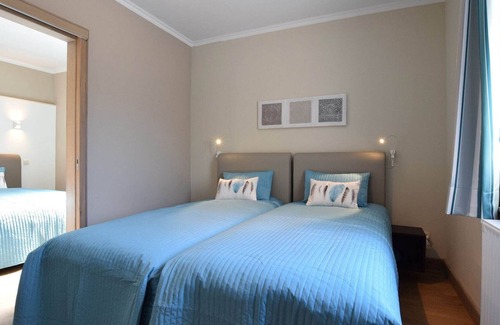 Corbion Cottage | Very Nice Holiday Home Located on a Large Secured Park