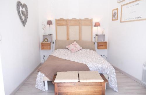 Mouries House | very pleasant house with swimming pool in mouriès, near Les baux de provence in the alpilles – 6 people