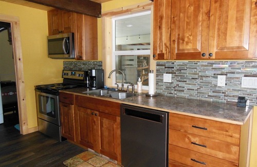 Garden Valley Cabin | Very Private Cabin Nestled in the Pines with Awesome Views