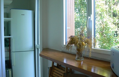 Ville-d'Avray Apartment | Very quiet one room apartment, between Paris and Versailles