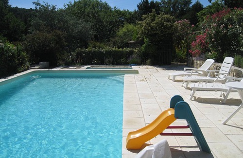 Roussas Villa | Very quiet villa in Provencal Drôme, private fenced swimming pool of 10 m