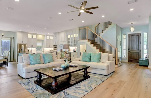 Pottsboro House | Very Rare Waterfront Home on Lake Texoma, Walk to Water from the backyard