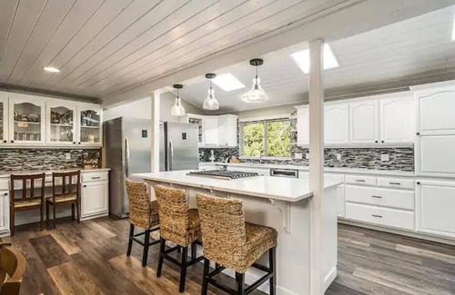 Orchard District House | Very spacious home near old mill! w/hot tub