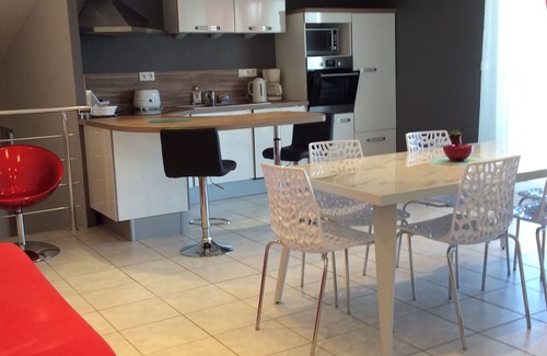 Carantec House | Very spacious loft in Carantec (Finistère), large garden and enclosed parking.