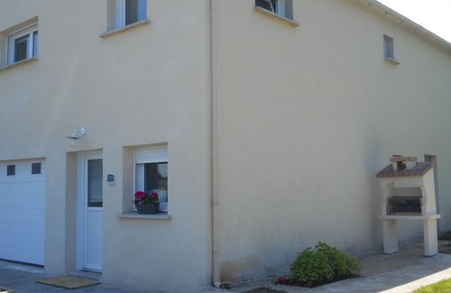 Carantec House | Very spacious loft in Carantec (Finistère), large garden and enclosed parking.