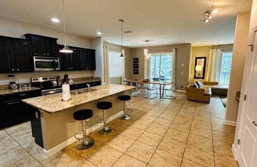 West Kissimmee House | Very Stylish 6 Bedroom Paradise Palms Resort Home