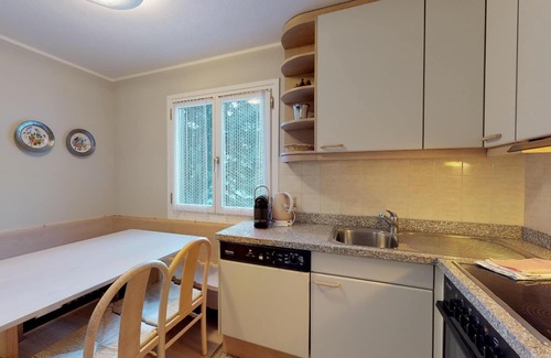 Sankt Moritz-Bad Apartment | Very well located apartment house in the area of Park-Salet.