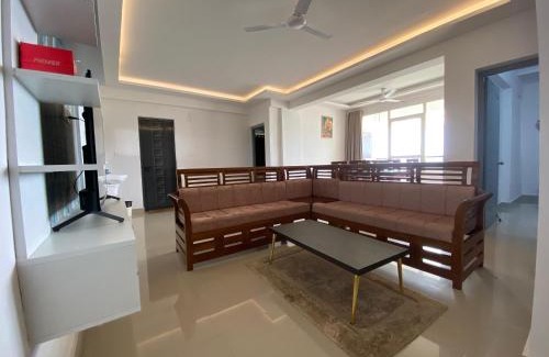 Kumbalam Apartment | Veu Ragamalika Apartment with Fully Equipped Kitchen, Balcony & Caretaker