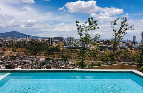 Queretaro Apartment | VH | Espacioso depa Qro | Jacuzzi + piscina | 349
