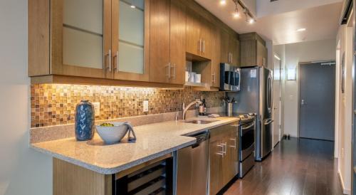 Belltown Apartment | Via 6