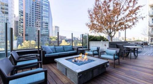Belltown Apartment | Via 6