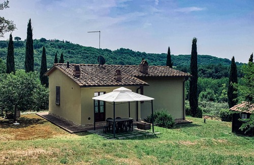 San Gimignano Cottage | Via Francigena Cottage in the Green