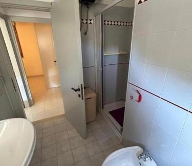La Pietraia Apartment | Via Liguria 15 Guest House
