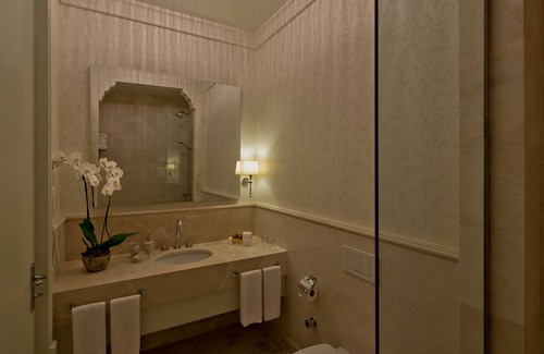Yesilpınar Mahallesi Hotel | Vialand Palace Hotel