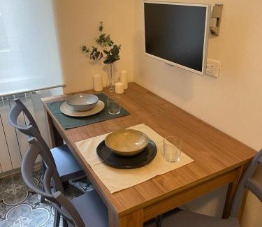 Roiano-Gretta-Barcola-Cologna-Scorcola Apartment | viale miramare