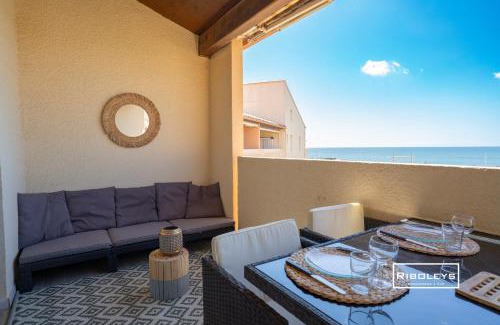 Vias Apartment | Vias-Plage - Appartement climatisé avec piscine face à la mer