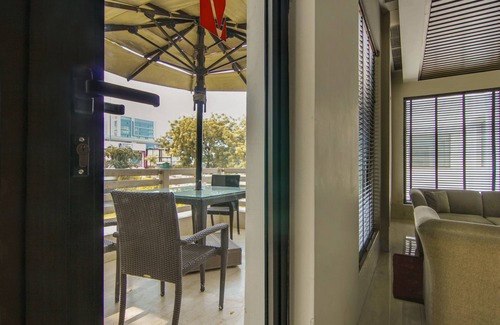 Faridabad Hotel | Vibe By The Lalit Traveller