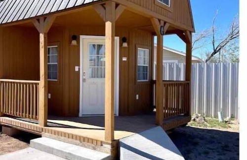 Marfa Boat Rental | Vibes Cowboy: Quatro