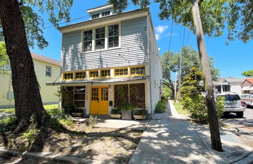 Algiers Point Apartment | Vibrant Hideaway, Short Walk to French Quarter Ferry