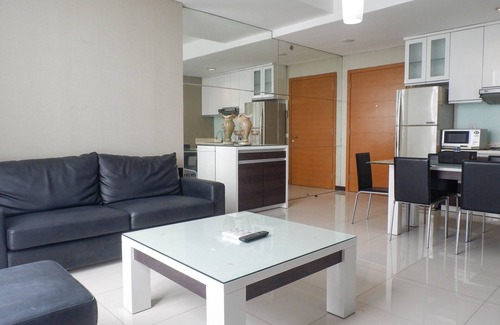 Surabaya Apartment | Vibrant Luxurious 2Br Apartment At Aryaduta Residence Connected To Cito Mall