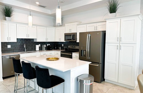 Kissimmee Condo | Vibrant, Modern Condo, Storey Lake Resort, within minutes of Orlando Attractions