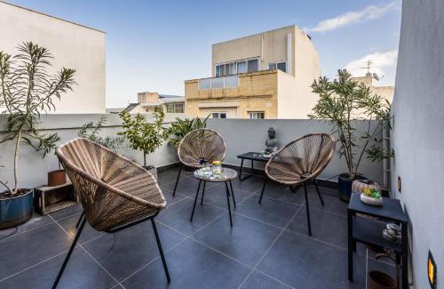 St. Julian's Apartment | Vibrant Penthouse with Terrace St Julians Sleeps 4