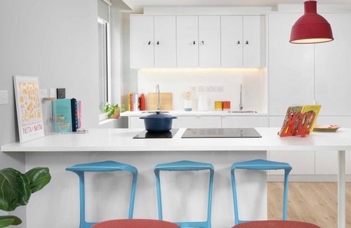 Rotherhithe Apartment | Vibrant Rooms for Students Only in London