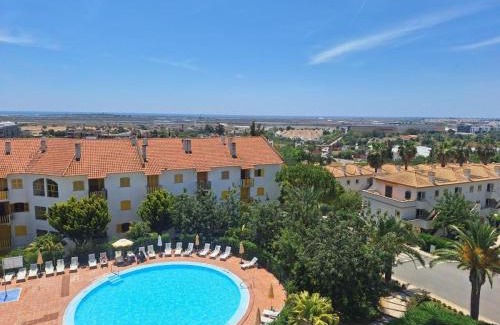 Tavira Apartment | Vibrant Town House In Quinta Do Morgado Tavira