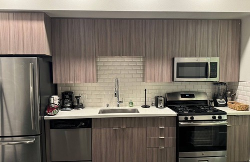 Atwater Village Apartment | Vibrant Unit in Griffith