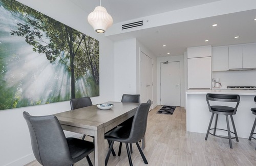Victoria Condo | Vic West Gem, workspace, 2 parking spots, AC, Harbor Views off big balcony & Outdoor pool/lounge
