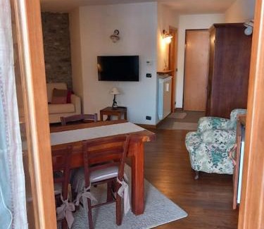 Cesana Torinese Apartment | Vicino alle piste, Moderno e Centrale monolocale
