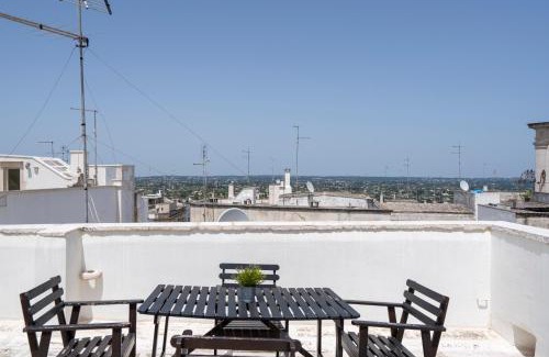 Martina Franca Apartment | Vico II Terrace Apartment a step from Piazza Roma