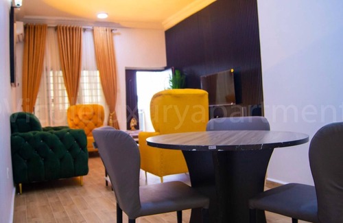 Aba Apartment | Vicole Luxury apartments offers a stylishly furnished 3 bedrooms apartments @Aba