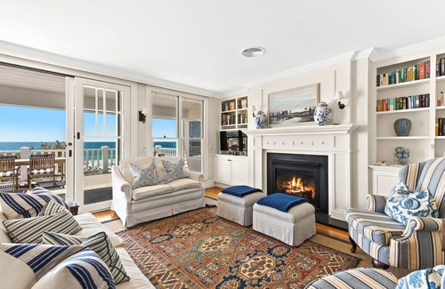 Narrawallee House | Victor Ave 12-14 Narrawallee