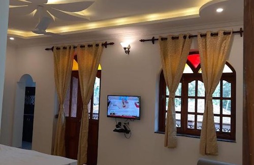 Candolim House | Victoria Beach Front