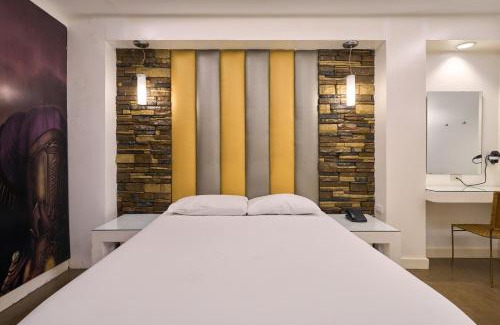 Malabon Hotel | Victoria Court Malabon