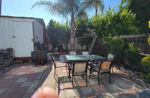 West Oakland House | Victoria home near to downtown oakland!