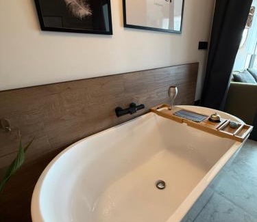 Castell de Ferro Bed & Breakfast | Victoria loft