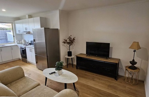 Safety Beach Apartment | Victoria Street Hideaway