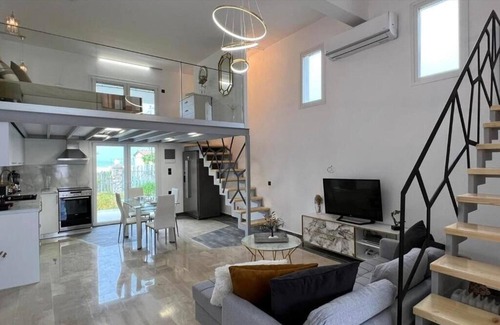 Molos House | Victoria Suites Corfu - Deluxe Family Suite
