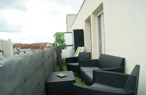 Reims Apartment | Victoria-T2-41m2-Balcon, wifi, linge, produits, ménage inclus