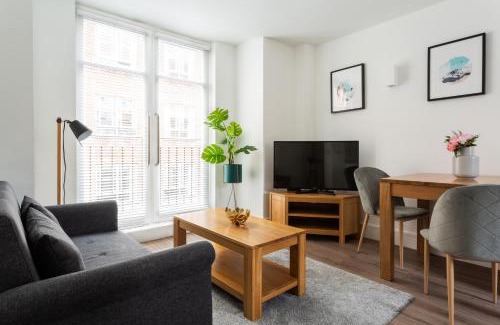 Pimlico Apartment | Victoria - Vincent Square by Viridian Apartments
