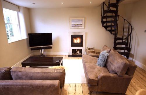 Newton St Loe House | Victorian Annexe - Bath