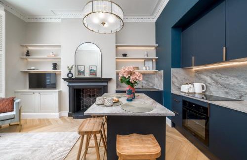 Tachbrook Apartment | Victorian Blue - 2 bedroom flat Pimlico