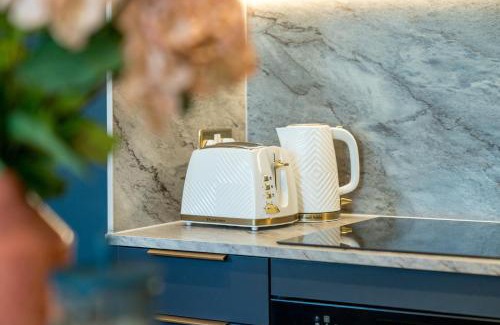 Tachbrook Apartment | Victorian Blue - 2 bedroom flat Pimlico