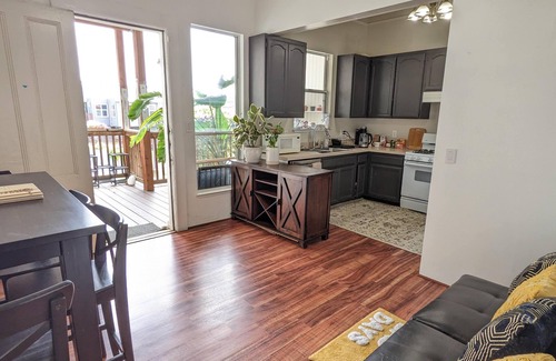 Japantown House | Victorian in Japantown