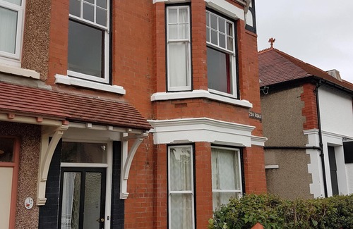 Llandudno House | Victorian Llandudno 6bed,3rcpns.2mins to beach. Fb Craig-Y-Don holiday