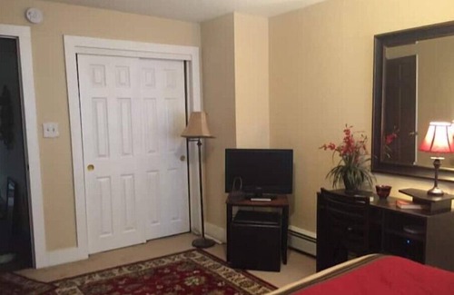 Plains House | Victorian-style Outside, 2 Story & Modern Inside - New to Vrbo 4.96 57 Ratings